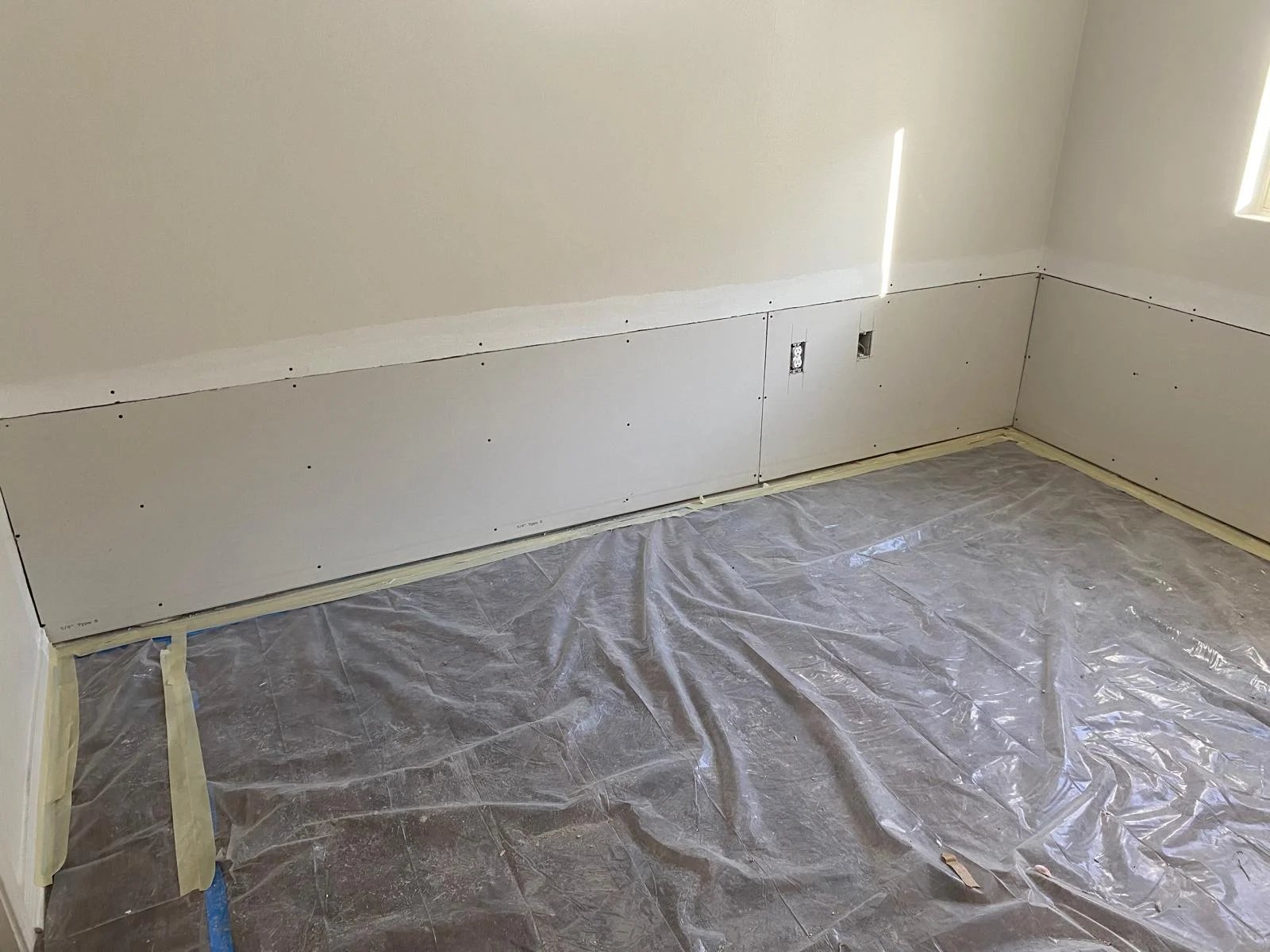 Alfredo Painting Service LLC project photo 16